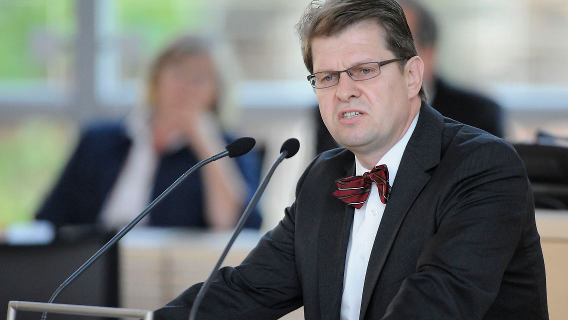 SPD-Landeschef Stegner warf der CDU Vertragsbruch vor.