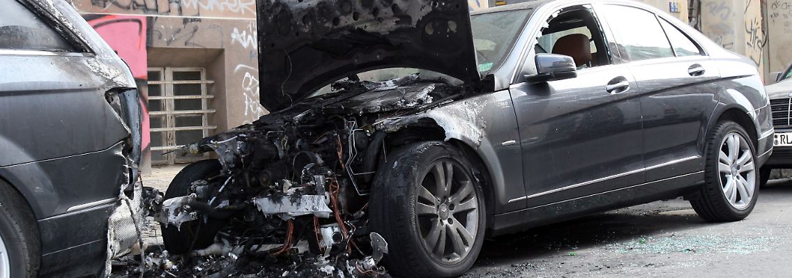 Die Serie von Brandstiftungen an Autos kann die Polizei bisher nicht wirklich stoppen.