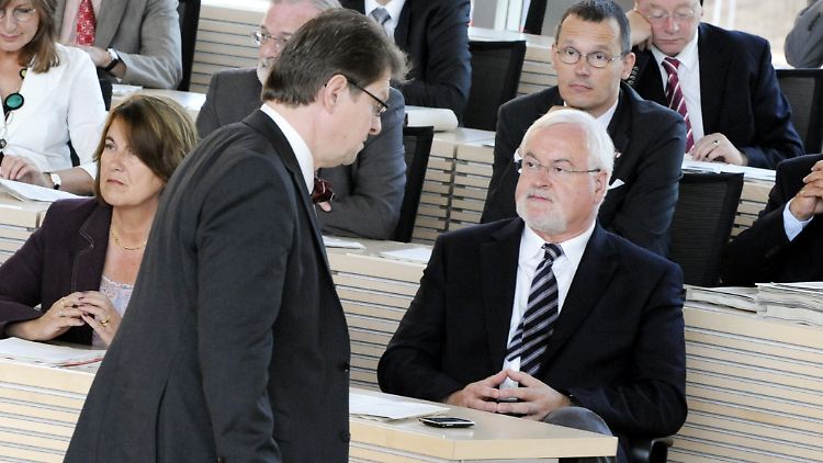 "Das sagt doch alles". Die Empörung ist groß, die Fähigkeit zum Umgang miteinander nur gering ausgeprägt.