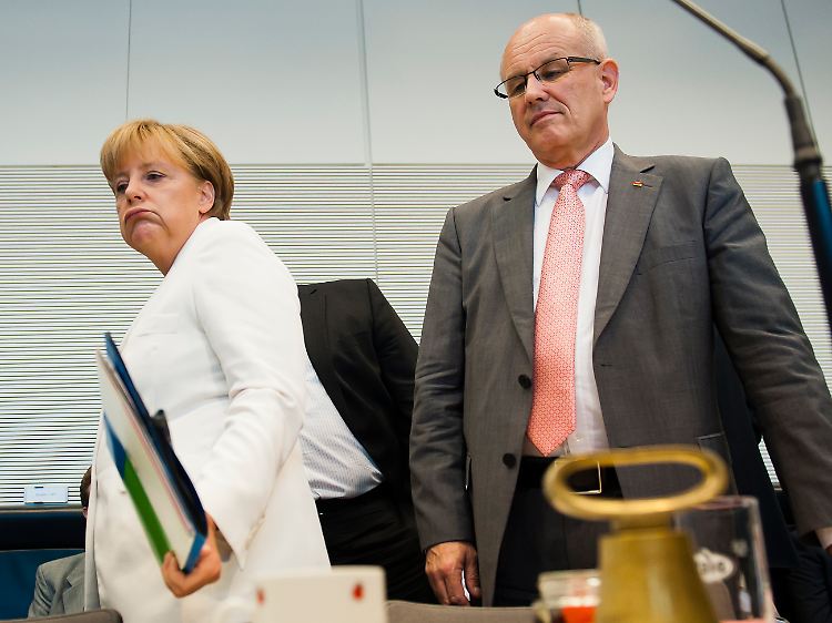Wie kommen sie zur Mehrheit? Fraktionschef Kauder soll für Merkel die Abgeordneten gewinnen.