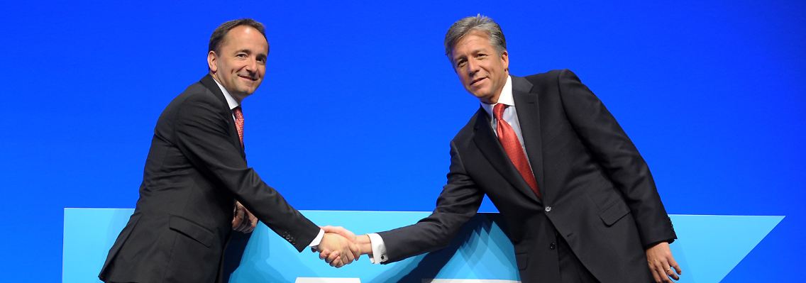 Anwaltskosten, die man wohl gerne zahlt: Die beiden Vorstandssprecher des Softwareherstellers SAP, Jim-Hagemann Snabe (links) und Bill McDermott.
