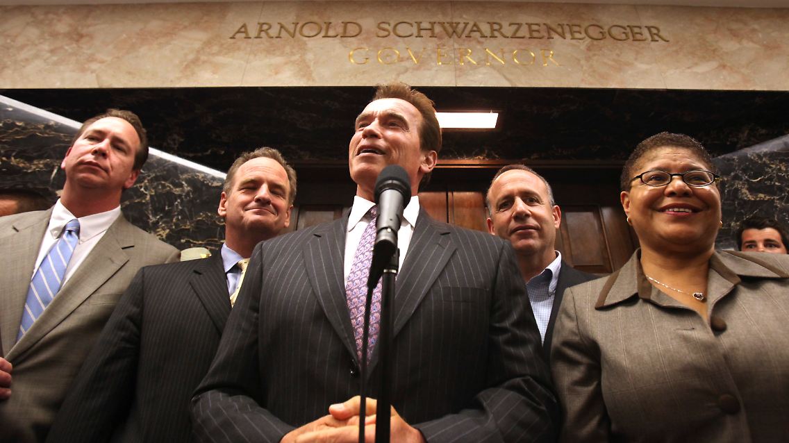 Zufrieden mit dem Ergebnis: Kaliforniens Gouverneur Schwarzenegger.