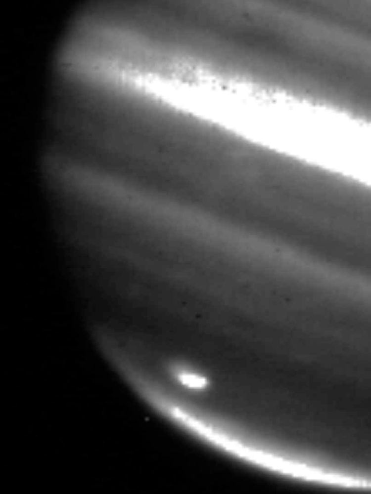NASA-Aufnahme des Jupiter: Einschlag nahe der Südpolarregion.