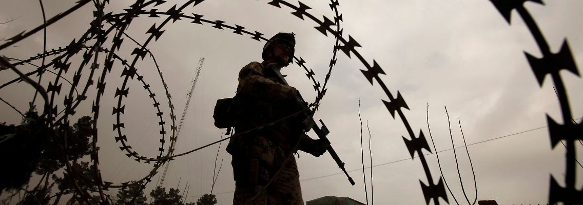 Der Einsatz der Bundeswehr in Afghanistan bietet jede Menge Stoff für Soziale Netzwerke. Doch die Armee fürchtet eine "Medialisierung des Krieges".