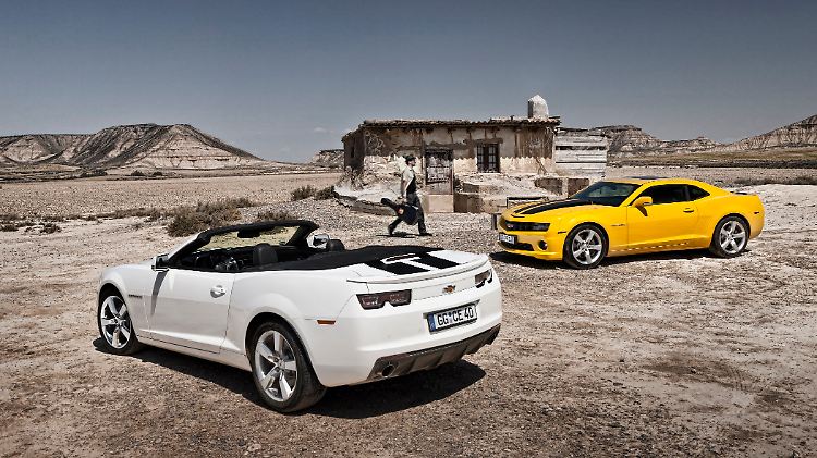 Den Camaro gibt es als Coupé und als Cabrio.
