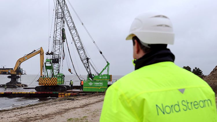 Die Ostseepipeline geht in Betrieb.