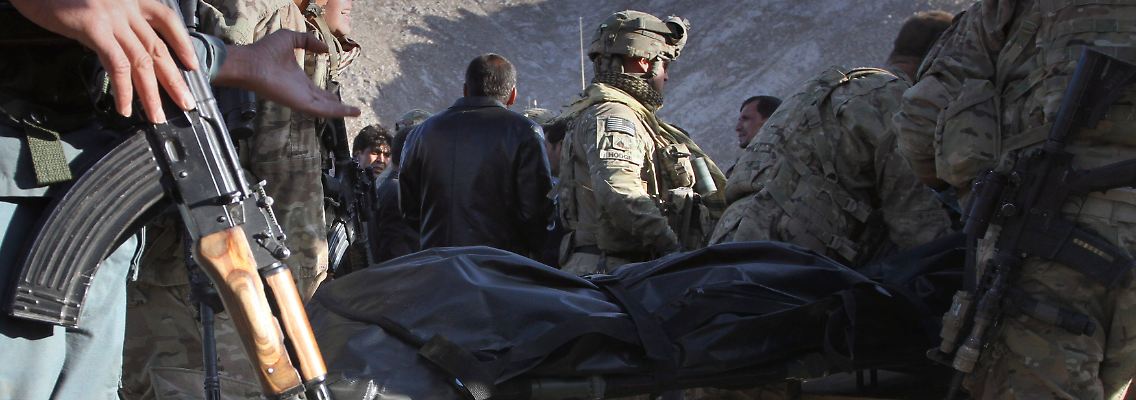 Die Toten wurden zum US-Stützpunkt Bagram gebracht.