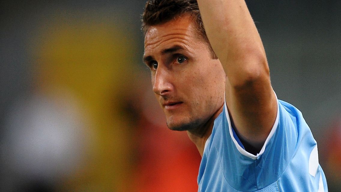 "Ich freue mich darauf, Zlatan Ibrahimovic herauszufordern": Miroslav Klose.