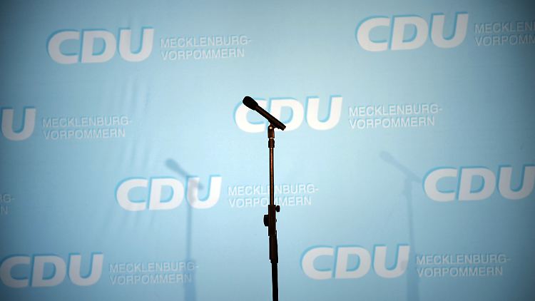 Die Mitte will nicht an den rechten Rand gedrängt werden.