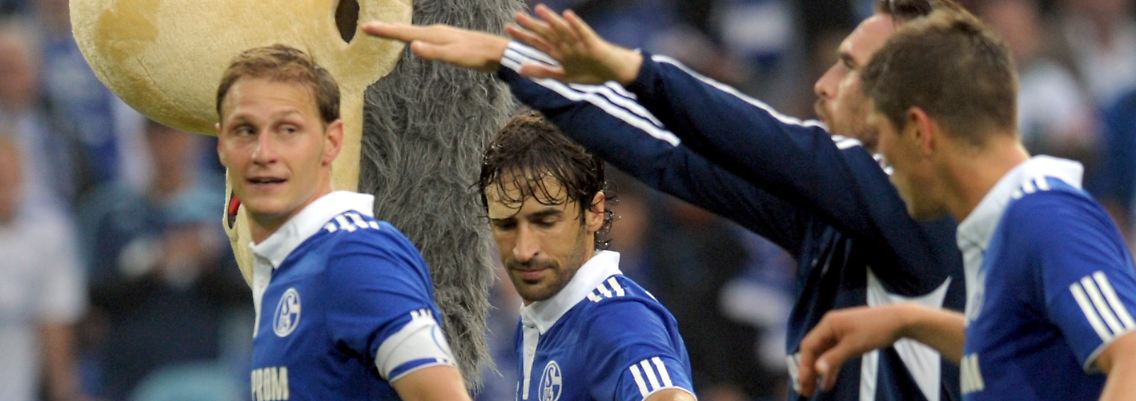 Die Entscheidung steht: Kapitän Benedikt Höwedes, Raúl, Christian Fuchs und der FC Schalke spielen zwar gegen Steaua Bukarest, aber in Cluj.