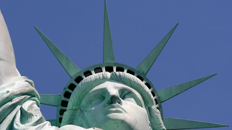Eine Dame, die schon viel erlebt hat: "Miss Liberty" im Hafen von New York.