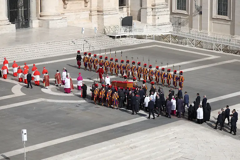 693752f77c71f6a108ea135a21f7750b