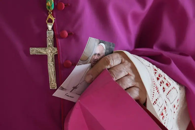 370bb5761fbdff5eb5dd25e1e8a25b24