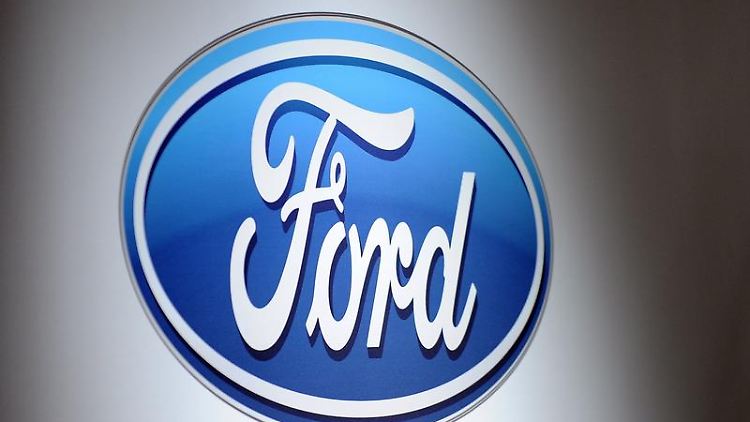Ford tun eine jede Menge in Deutschland. 