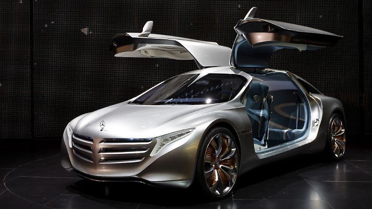 Der Mercedes F125 zeigt einiges an Zukunftstechnologie.