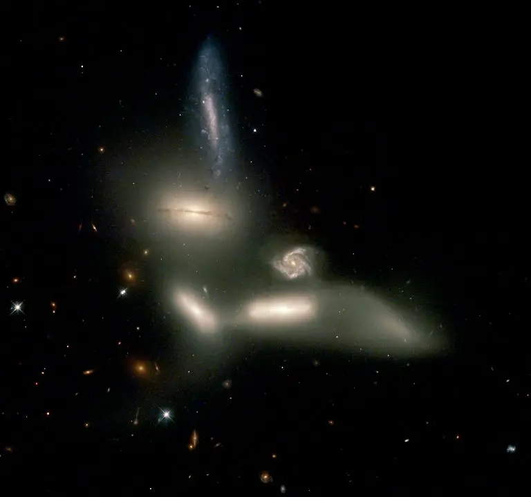 Hubble-13