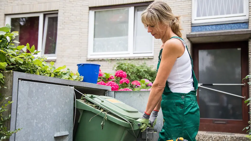 Die-Biomuelltonne-falsch-zu-befuellen-kann-Verbraucher-ab-Mai-Bussgelder-kosten
