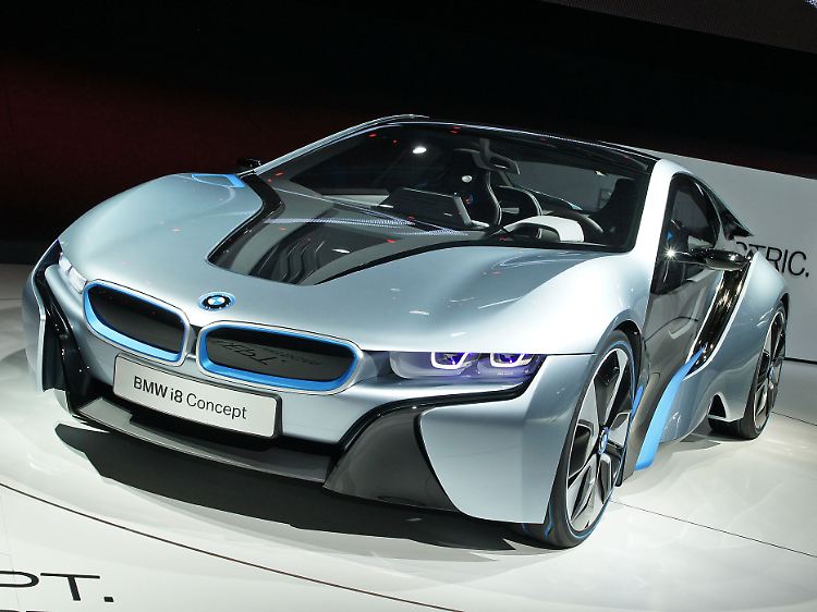 Eine Sportwagenstudie des BMW i8.