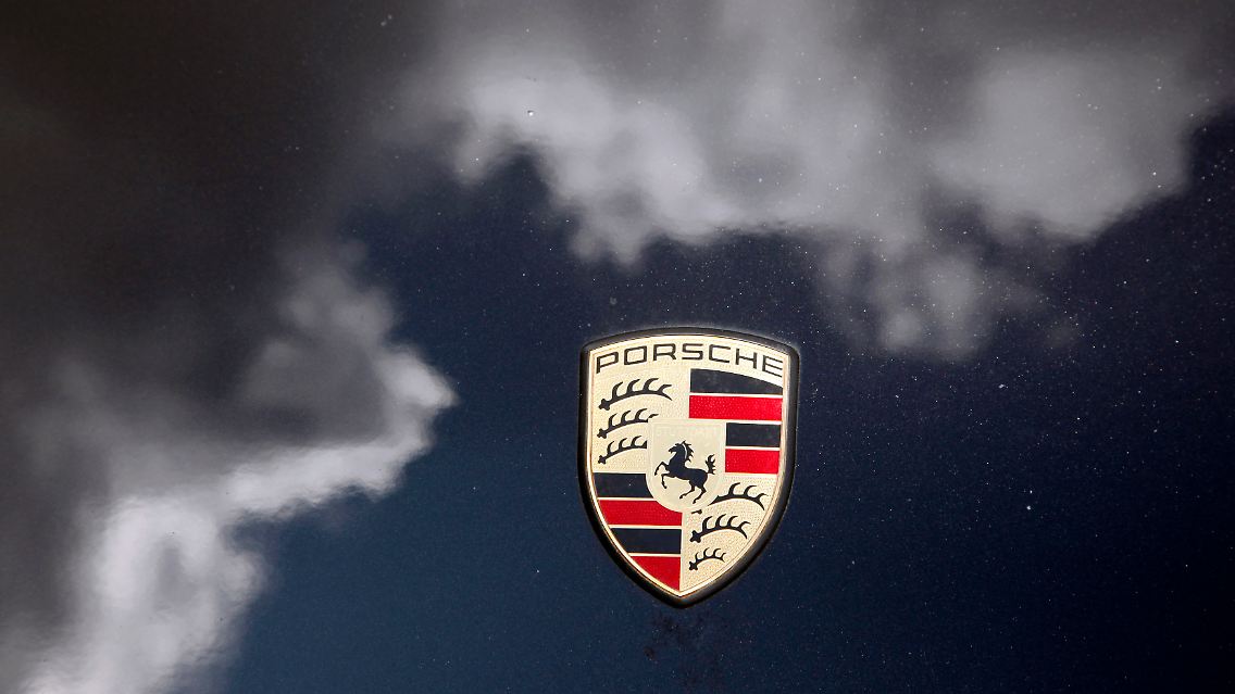 Porsche_7.jpg