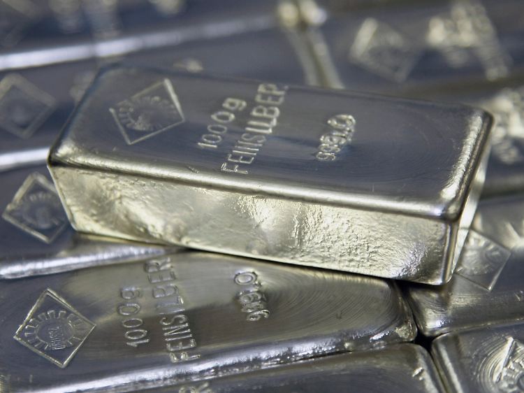 Anleger geben beim Silber den Münzen den Vorzug vor Barren - Mehrwertsteuer sei dank.