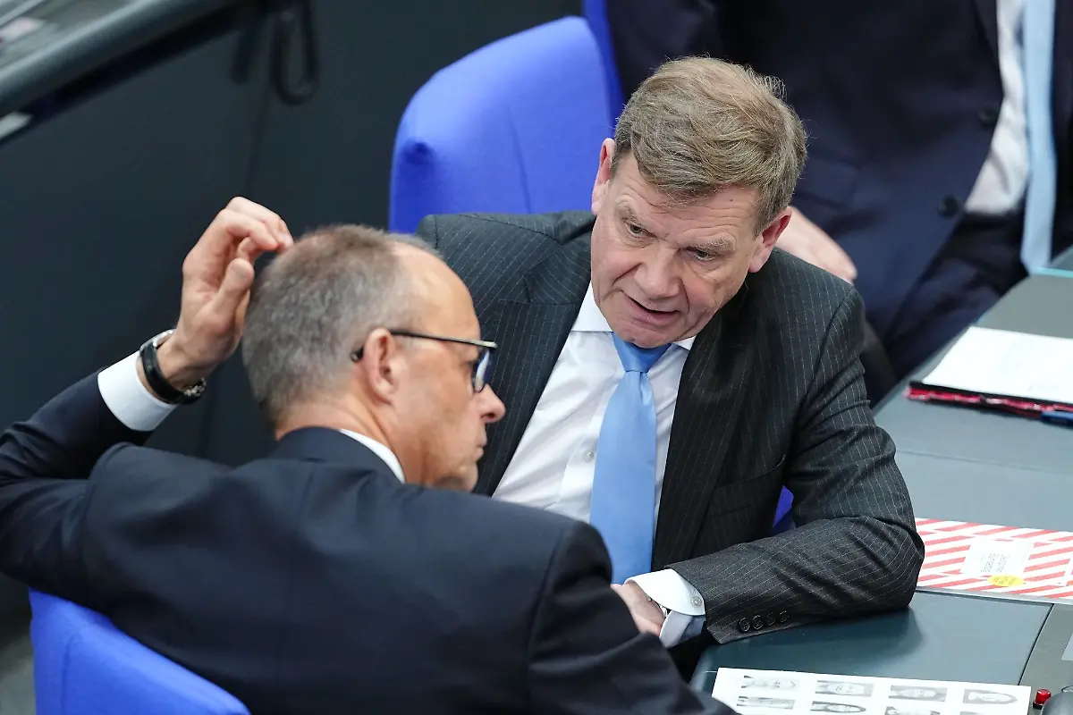 Den-erfahrenen-Aussenexperte-Wadephul-will-Merz-ins-Kabinett-holen