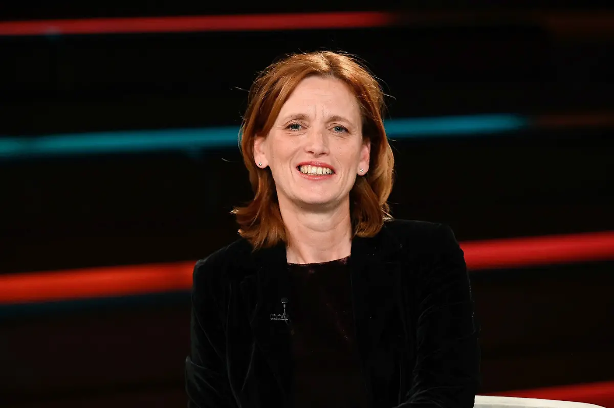 f09cd3e5a6a6ea972ed2c6e402bd197a