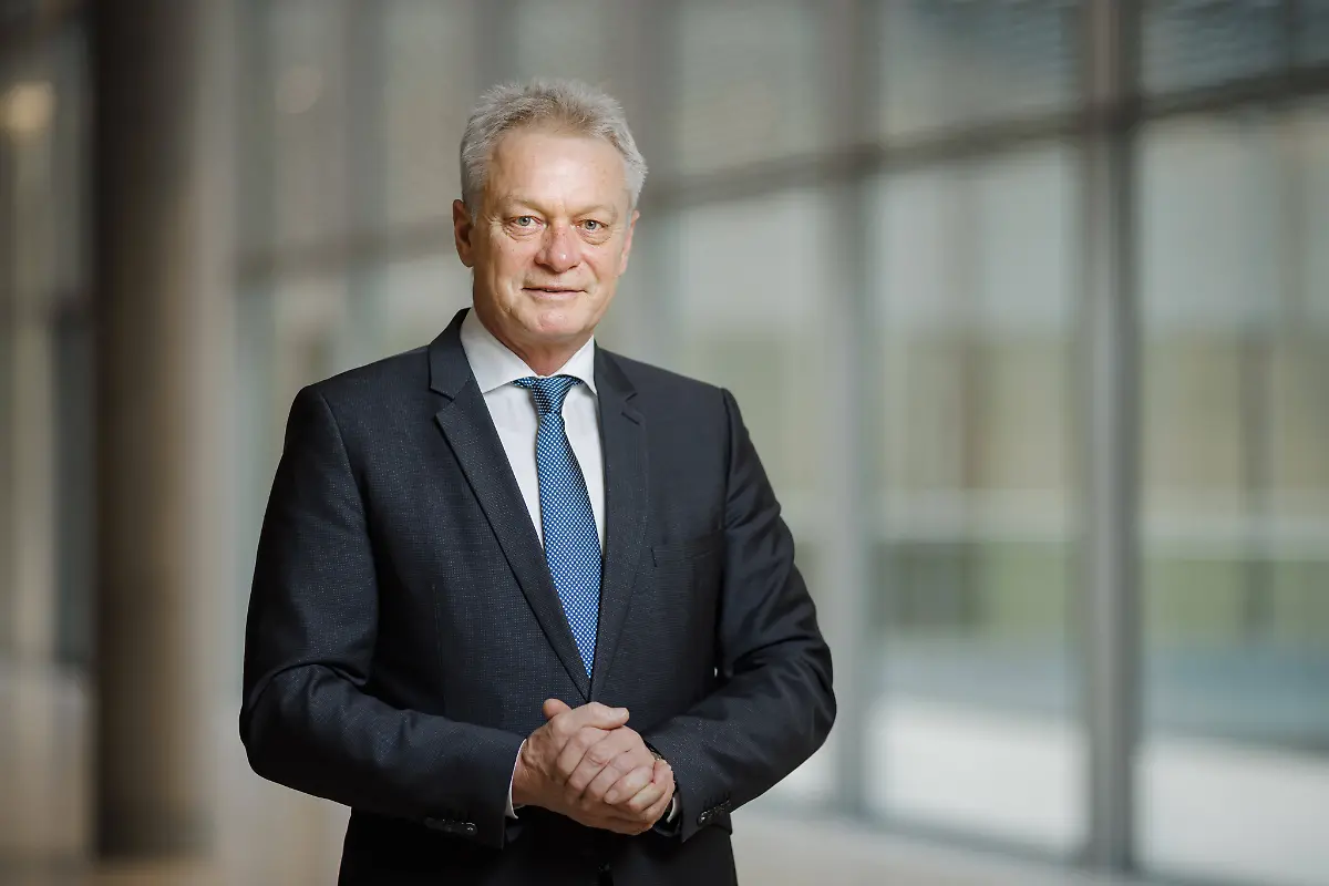 41b3c4d93ccff3b53e9e5603186cb063