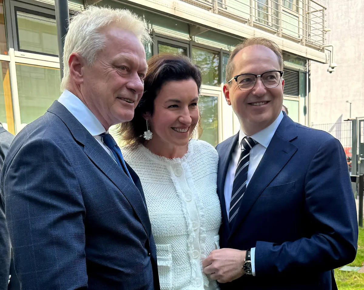 3c0c195be57fdd1c2edca57bd0db46bc