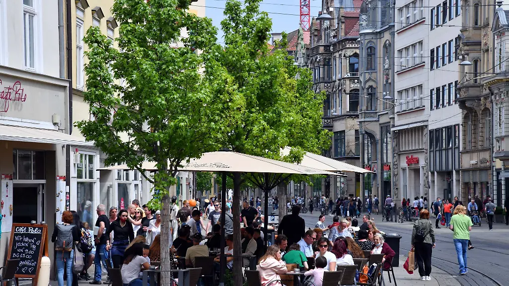 Nicht-ueberall-in-Thueringen-sind-die-Innenstaedte-so-belebt-wie-in-Erfurt