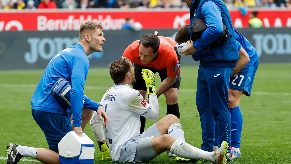 ca061db3fe6a09c19b9acdcde157cce9