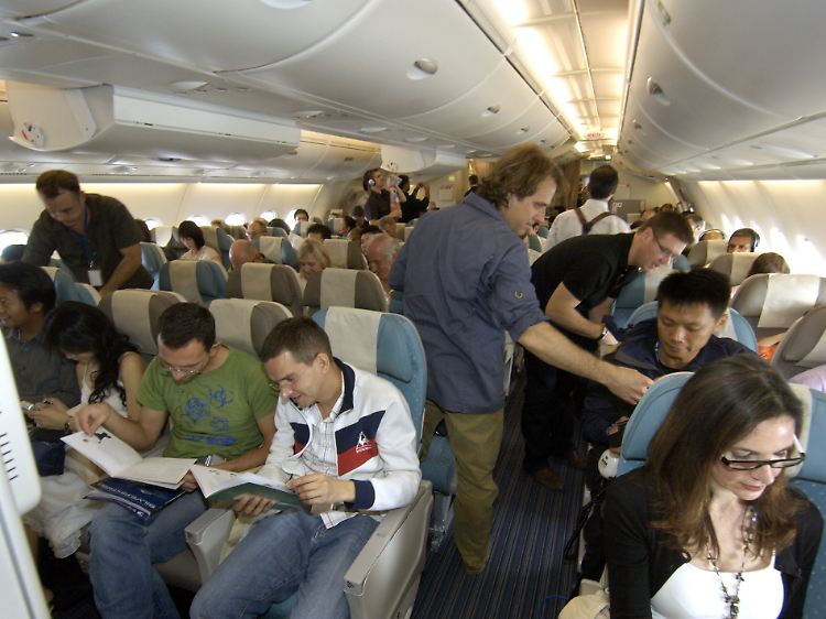 Flugzeug Passagiere.jpg
