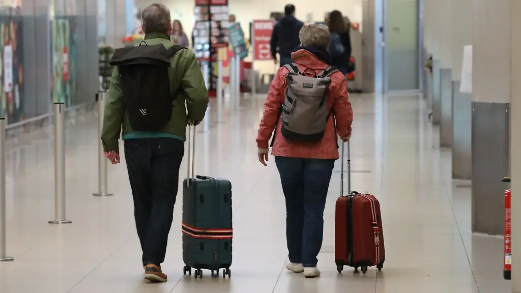 Der-Flughafen-Koeln-Bonn-erwartet-am-letzten-Ferienwochenende-noch-einmal-Zehntausende-Reisende