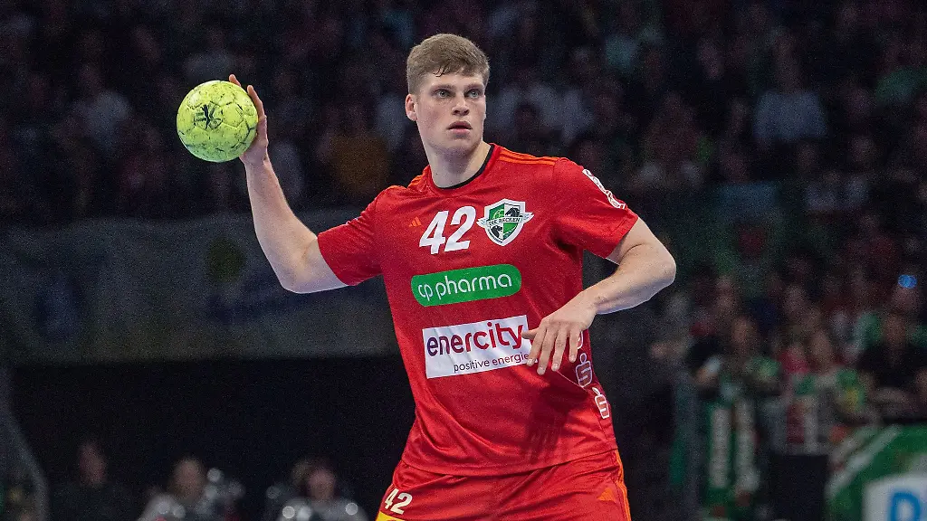 Martin-Hanne-und-die-TSV-Hannover-Burgdorf-hatten-den-TBV-Lemgo-Lippe-zu-Gast