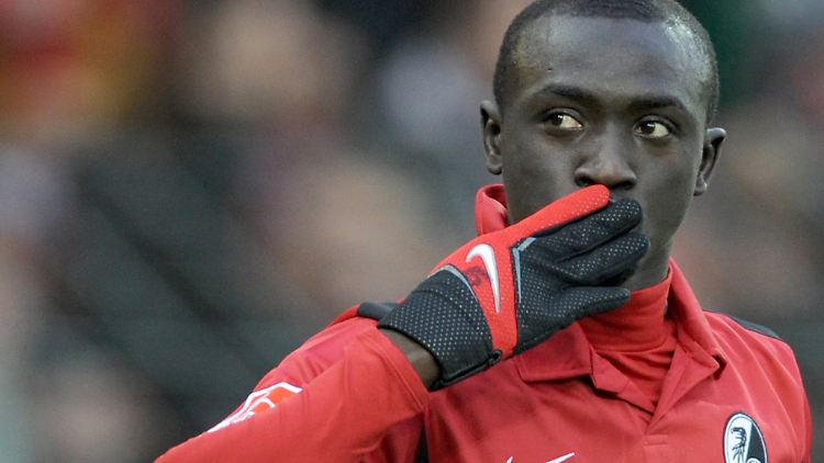 Wenn Papiss Demba Cisse trifft, geht es dem SC Freiburg gut. Nur: Zuletzt ging es Cisse in Freiburg nicht mehr gut. Das soll jetzt wieder anders werden.