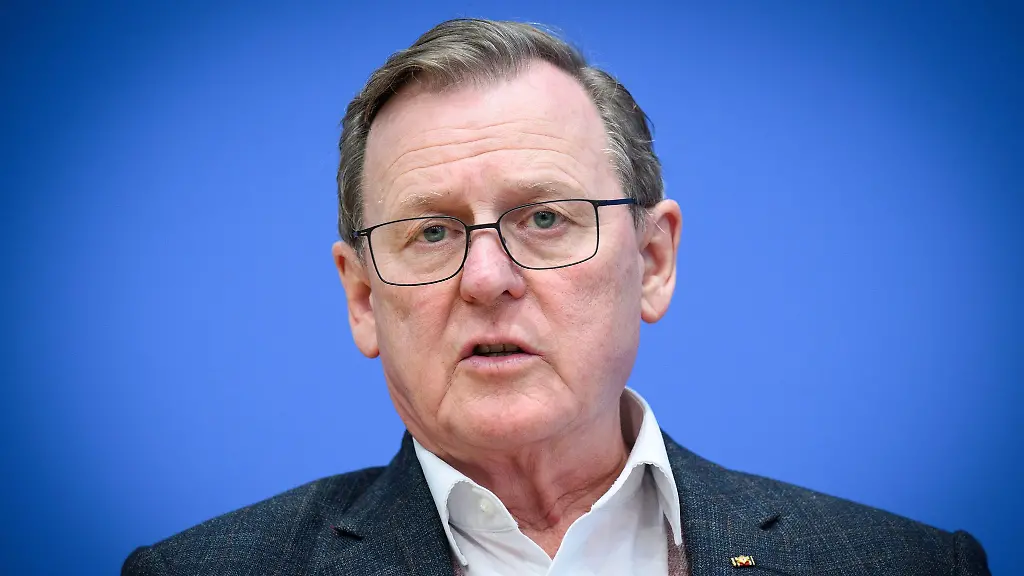 Ramelow-verlangt-mehr-Aufmerksamkeit-der-Regierung-fuer-den-Osten