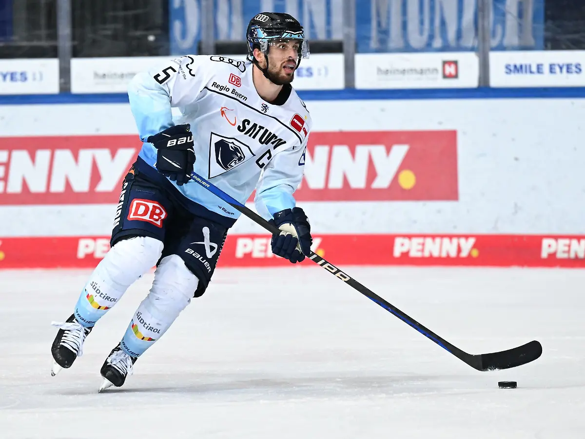 Brutale Aktion mit Folgen: Deutschlands Eishockey-Buhmann kehrt zurück