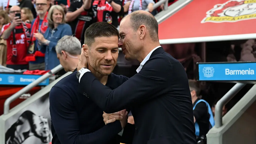 Jess-Thorup-r-koennte-mit-dem-FC-Augsburg-bei-der-Meisterkuer-des-FC-Bayern-helfen