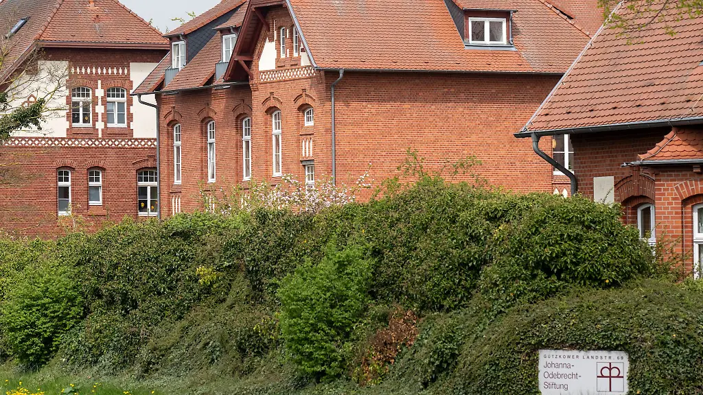 Ein-31-Jaehriger-war-aus-einer-geschlossenen-Station-der-Johanna-Odebrecht-Stiftung-in-Greifswald-geflohen