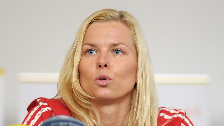 Britta Steffen äußerte sich ausführlich.