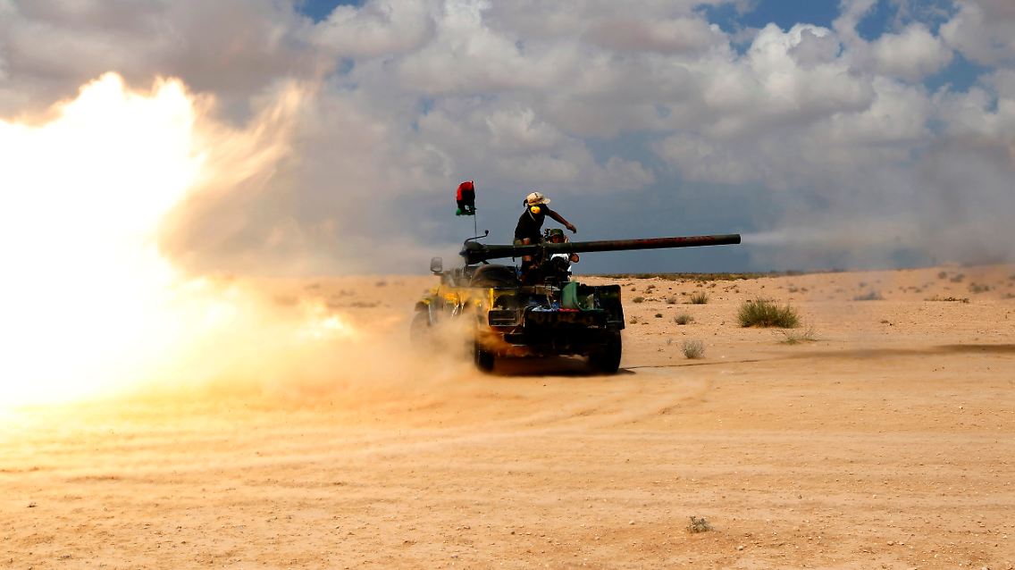 2011-09-17T130034Z_01_GOT01_RTRMDNP_3_LIBYA-SIRTE.JPG3923562755401399985.jpg