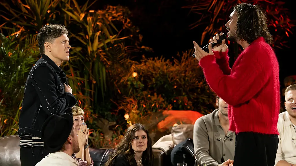 Saenger-Boki-sorgt-fuer-einen-hochemotionalen-Abschluss-des-Abends-Quelle-RTL-Markus-Hertrich