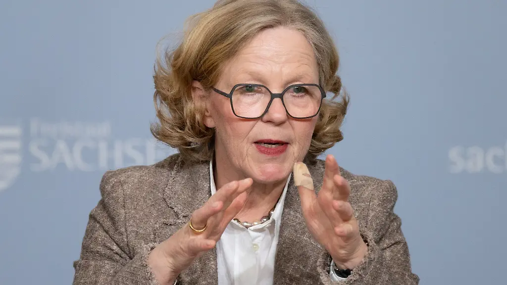 Laut-Regina-Kraushaar-CDU-ist-das-Deutschlandticket-auch-in-Sachsen-ein-Erfolgsmodell