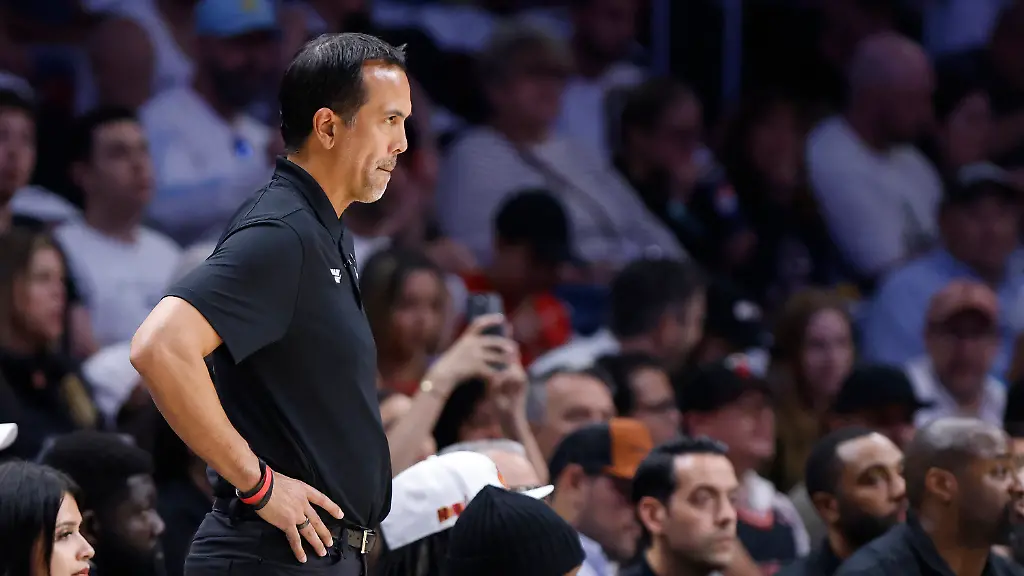 d28d0ac1bbba5a7bd7cdca3a1fef9e07