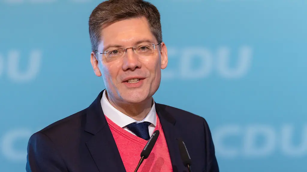 Neues-Amt-fuer-den-Thueringer-CDU-Bundestagsabgeordneten-Hirte