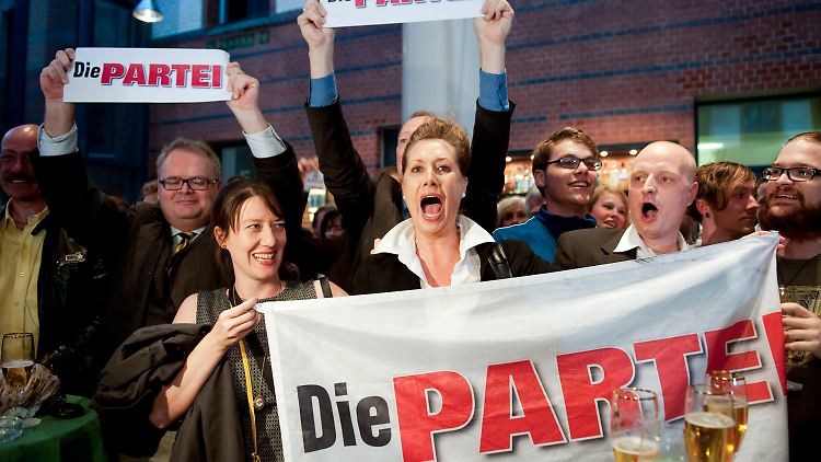 "Jubel" in der FDP-Parteizentrale über das Wahlergebnis. Allerdings jubeln nicht die Liberalen.