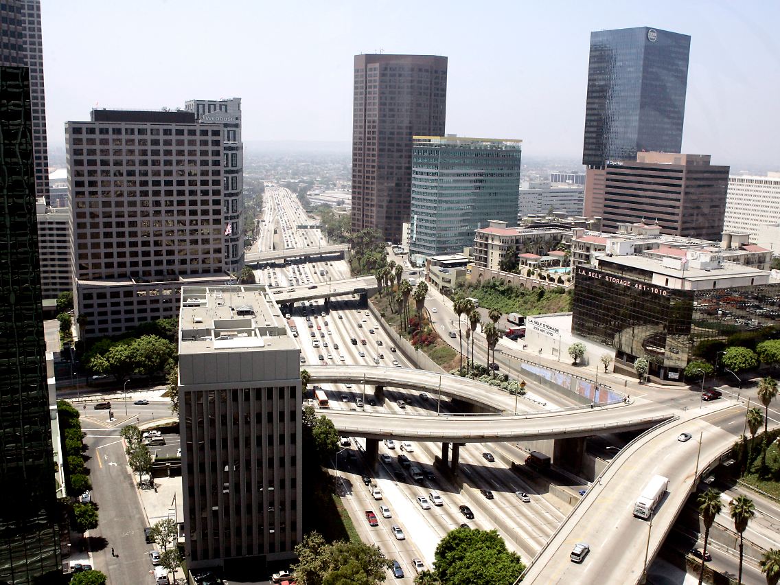 Blick über die südliche Innenstadt von Los Angeles: Ohne Pkw geht hier wenig.