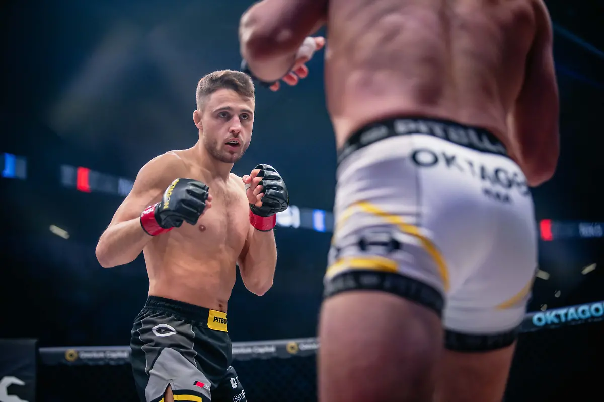 67-OKTAGON-petersulic-low-302