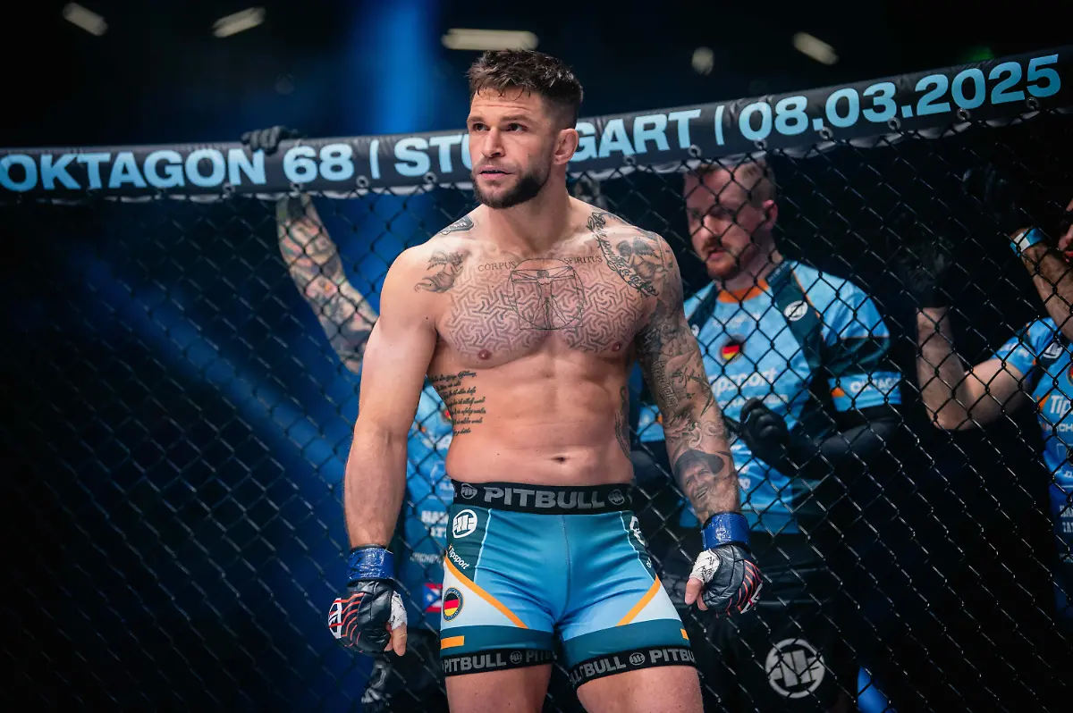 67-OKTAGON-petersulic-low-185