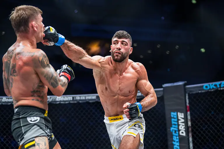 20250201215354-PD1806818068