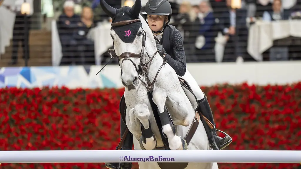 Sophie-Hinners-entschied-das-Stechen-fuer-sich